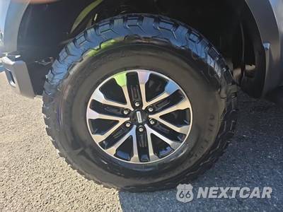 2019 Ford F-150 Raptor Extended Cab Short Bed w/Rear Doors - zdjęcie 8 z 24 - miniatura