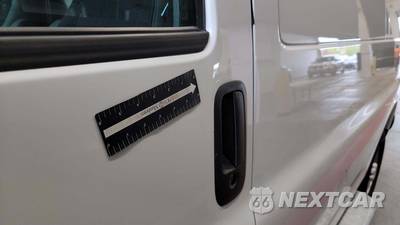 2025 GMC Savana 2500 Cargo Van 1WT 135.0" WB - zdjęcie 21 z 40 - miniatura
