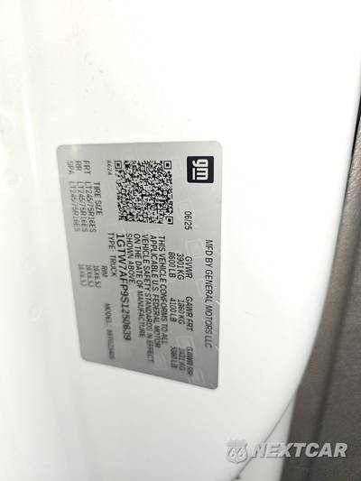 2025 GMC Savana 2500 Cargo Van 1WT 135.0" WB - zdjęcie 13 z 26 - miniatura