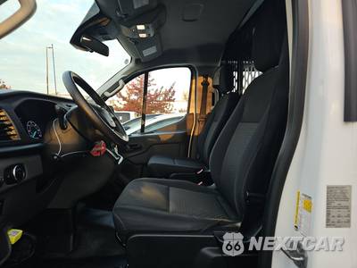 2025 Ford Transit 250 Cargo Van Low Roof 130.0" WB - zdjęcie 7 z 20 - miniatura