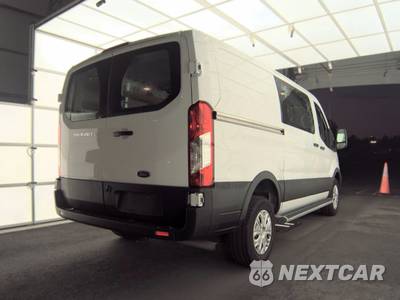 2025 Ford Transit 250 Cargo Van Low Roof 130.0" WB - zdjęcie 4 z 20 - miniatura