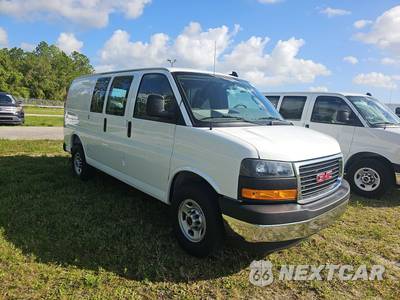 2025 GMC Savana 2500 Cargo Van 1WT 135.0" WB - zdjęcie 3 z 20 - miniatura