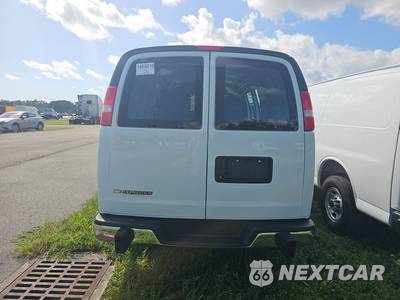 2025 Chevrolet Express 2500 Cargo Van 1WT 135.0" WB - zdjęcie 5 z 22 - miniatura