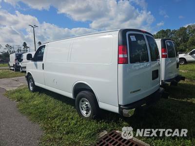 2025 Chevrolet Express 2500 Cargo Van 1WT 135.0" WB - zdjęcie 6 z 22 - miniatura