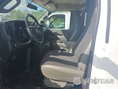 2025 Chevrolet Express 2500 Cargo Van 1WT 135.0" WB - zdjęcie 7 z 22 - miniatura
