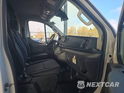 2025 Ford Transit 250 Cargo Van Low Roof 130.0" WB - zdjęcie 8 z 34 - miniatura