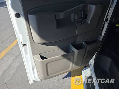 2025 Chevrolet Express 2500 Cargo Van 1WT 135.0" WB - zdjęcie 9 z 24 - miniatura