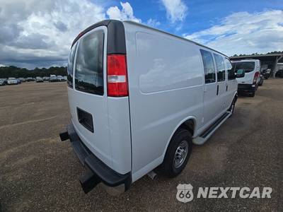 2025 Chevrolet Express 2500 Cargo Van 1WT 135.0" WB - zdjęcie 4 z 33 - miniatura