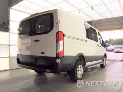 2025 Ford Transit 250 Cargo Van Low Roof 130.0" WB - zdjęcie 4 z 21 - miniatura