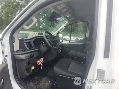2025 Ford Transit 250 Cargo Van Low Roof 130.0" WB - zdjęcie 7 z 21 - miniatura