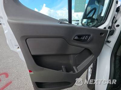2025 Ford Transit 250 Cargo Van Low Roof 130.0" WB - zdjęcie 9 z 24 - miniatura