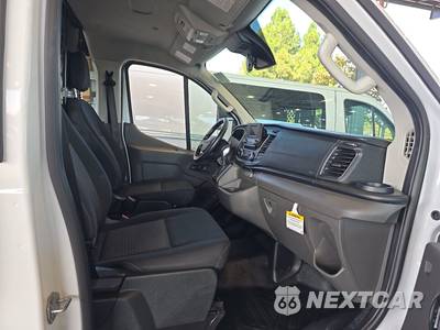 2025 Ford Transit 250 Cargo Van Low Roof 130.0" WB - zdjęcie 8 z 27 - miniatura