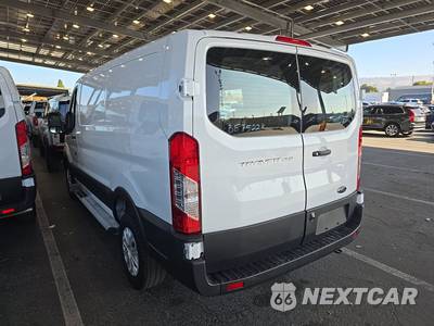 2025 Ford Transit 250 Cargo Van Low Roof 130.0" WB - zdjęcie 6 z 27 - miniatura
