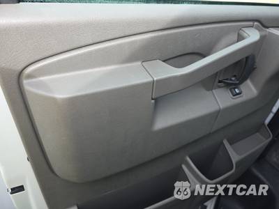 2025 Chevrolet Express 2500 Cargo Van 1WT 135.0" WB - zdjęcie 9 z 24 - miniatura