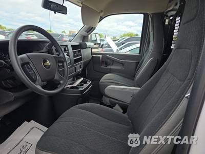 2025 Chevrolet Express 2500 Cargo Van 1WT 135.0" WB - zdjęcie 7 z 24 - miniatura