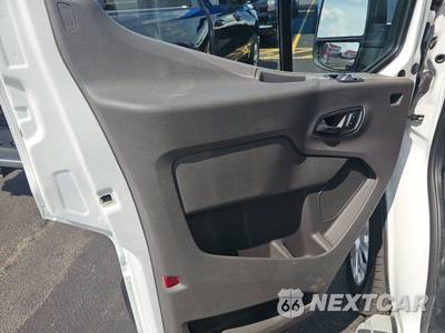 2025 Ford Transit 250 Cargo Van Low Roof 130.0" WB - zdjęcie 9 z 25 - miniatura