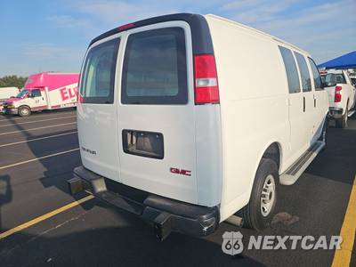 2025 GMC Savana 2500 Cargo Van 1WT 135.0" WB - zdjęcie 4 z 20 - miniatura
