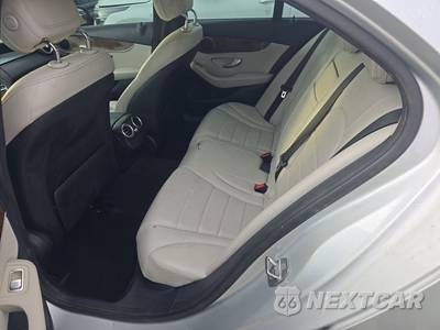 2017 Mercedes-Benz C 300 Sedan - zdjęcie 13 z 35 - miniatura