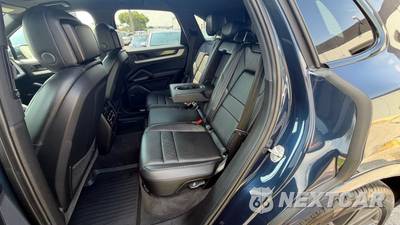 2024 Porsche Cayenne - zdjęcie 24 z 39 - miniatura