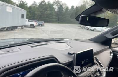 2022 Chevrolet Suburban LT 1LT - zdjęcie 12 z 31 - miniatura