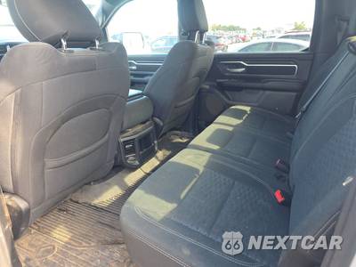 2025 Ram 1500 Big Horn Crew Cab Medium Bed - zdjęcie 13 z 29 - miniatura