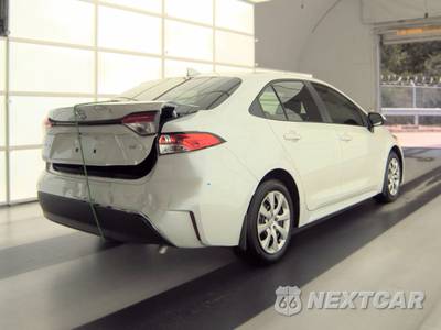 2026 Toyota Corolla LE Sedan - zdjęcie 4 z 24 - miniatura