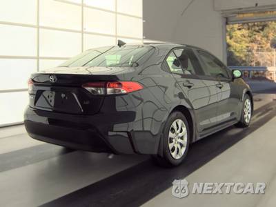 2026 Toyota Corolla LE Sedan - zdjęcie 4 z 19 - miniatura