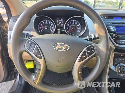 2013 Hyundai Elantra GLS Sedan - zdjęcie 10 z 38 - miniatura