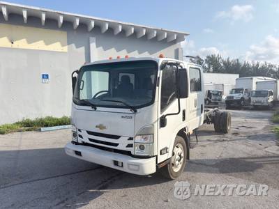 2024 Chevrolet 4500 Base Low Cab Crew - zdjęcie 2 z 16 - miniatura