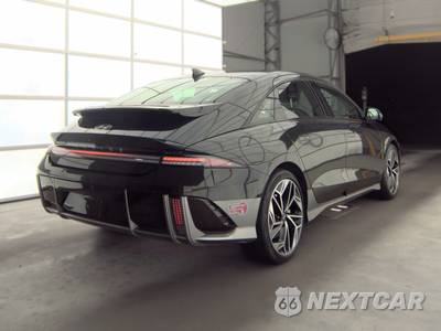 2023 Hyundai IONIQ 6 Limited - zdjęcie 4 z 29 - miniatura