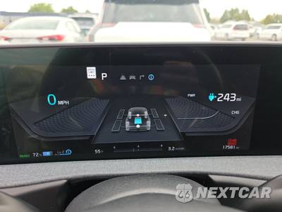 2024 Kia EV6 Light Long Range - zdjęcie 12 z 32 - miniatura