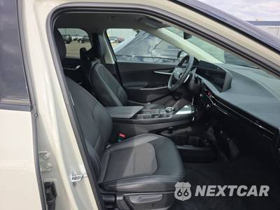 2024 Kia EV6 Light Long Range - zdjęcie 8 z 32 - miniatura