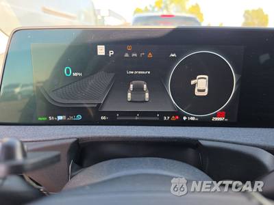 2024 Kia EV6 Light Long Range - zdjęcie 12 z 27 - miniatura