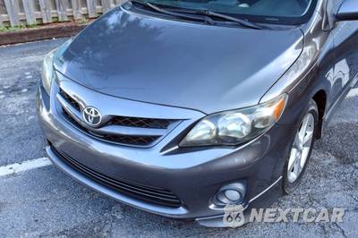 2013 Toyota Corolla S - zdjęcie 28 z 50 - miniatura