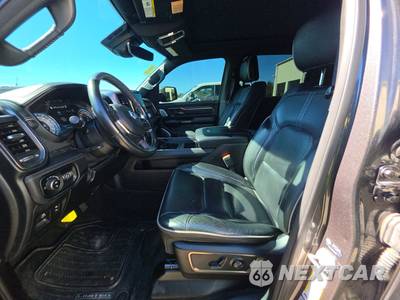 2021 Ram 1500 Limited Crew Cab Short Bed - zdjęcie 7 z 23 - miniatura