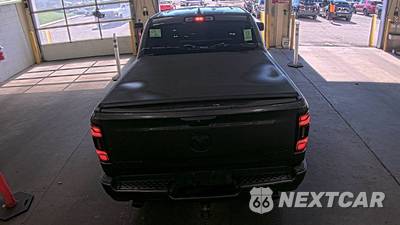 2021 Ram 1500 Limited Crew Cab Short Bed - zdjęcie 5 z 23 - miniatura