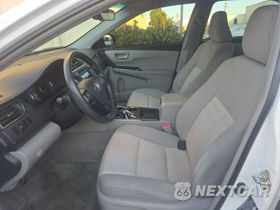 2016 Toyota Camry LE - zdjęcie 7 z 24 - miniatura