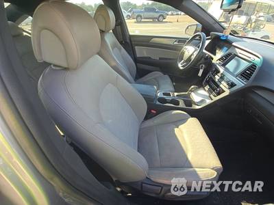 2017 Hyundai Sonata Sport 2.0T - zdjęcie 8 z 37 - miniatura