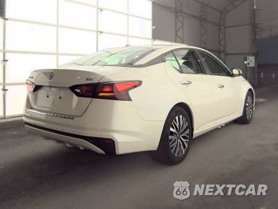 2023 Nissan Altima SV - zdjęcie 4 z 18 - miniatura