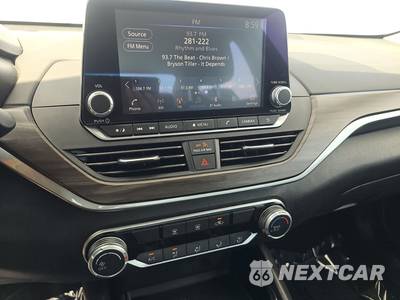 2024 Nissan Altima SV - zdjęcie 11 z 18 - miniatura