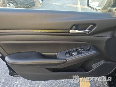 2025 Nissan Altima SV - zdjęcie 9 z 20 - miniatura