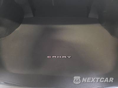 2019 Toyota Camry XSE - zdjęcie 17 z 25 - miniatura