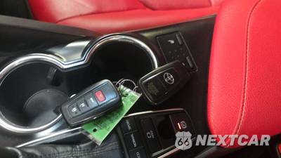 2019 Toyota Camry XSE - zdjęcie 19 z 25 - miniatura