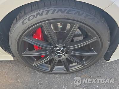 2015 Mercedes-Benz E 63 AMG S 4MATIC Sedan - zdjęcie 19 z 47 - miniatura