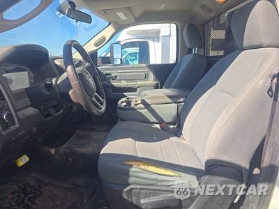 2018 Ram 4500 Cab Chassis Tradesman Regular Cab DRW - zdjęcie 7 z 19 - miniatura