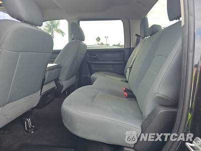 2018 Ram 2500 Tradesman Crew Cab Medium Bed - zdjęcie 13 z 17 - miniatura