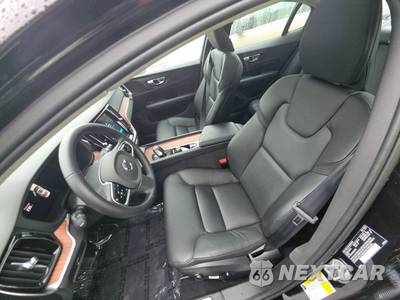2025 Volvo S60 B5 Plus Dark - zdjęcie 7 z 18 - miniatura