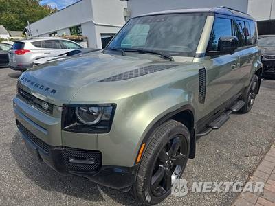 2025 Land Rover Defender 110 X-Dynamic SE - zdjęcie 9 z 54 - miniatura