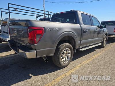 2025 Ford F-150 XLT Crew Cab Short Bed - zdjęcie 4 z 26 - miniatura