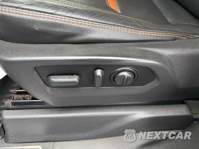 2022 GMC Sierra 3500HD AT4 Crew Cab Medium Bed - zdjęcie 14 z 68 - miniatura